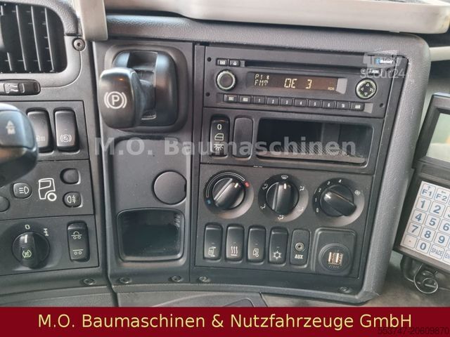 Çöp kamyonu SCANIA Scania P 440 LB / Müllwagen / Frontlader