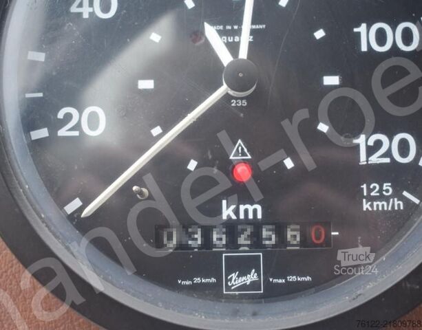 Tilausajobussi Neoplan ND 6 + Anhänger