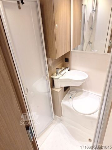 Teilintegriertes Wohnmobil CARADO T 135 Hubbett