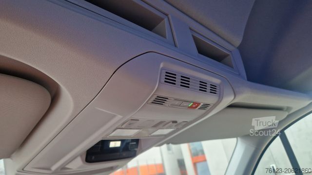 Minibus MAN MAN TGE 9 Sitzer Airlineboden Handicap Crafter