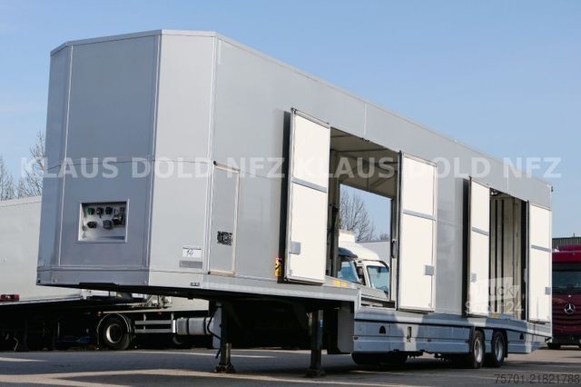 Semi-remorque porte-voitures  Moetefindt geschloss. Autotransporter