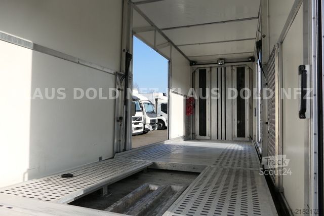 Semi-remorque porte-voitures  Moetefindt geschloss. Autotransporter
