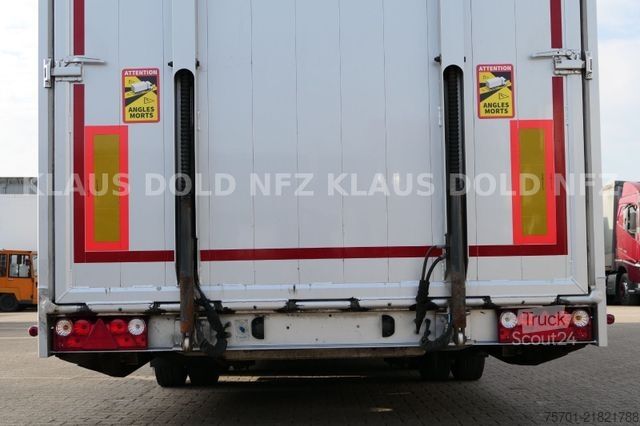 Semi-remorque porte-voitures  Moetefindt geschloss. Autotransporter