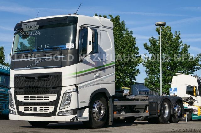 Camión con caja móvil VOLVO FH 500 BDF Retarder Lift-/Lenkachse LBW Euro 6