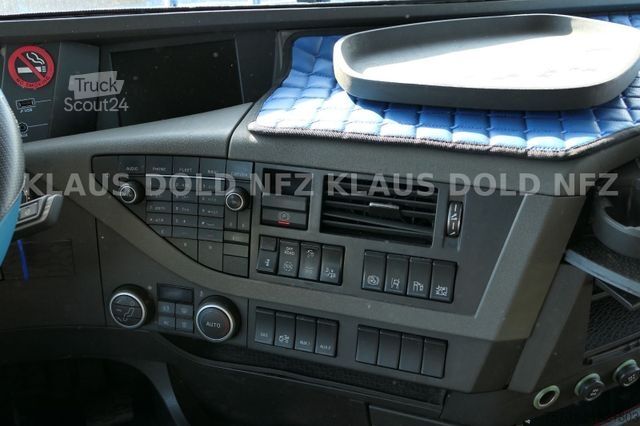 Camión con caja móvil VOLVO FH 500 BDF Retarder Lift-/Lenkachse LBW Euro 6