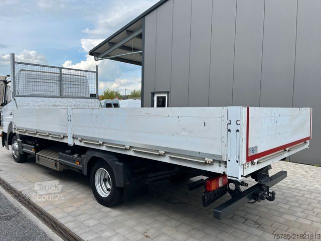 Pick-up dodávka MERCEDES-BENZ 821