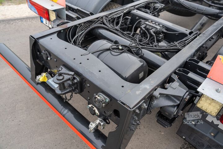 Šasija tovornjaka MAN TGL12.250 DoKa