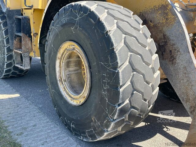 Chargeuse Caterpillar 966M