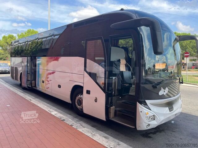 Car de tourisme IVECO Magelys