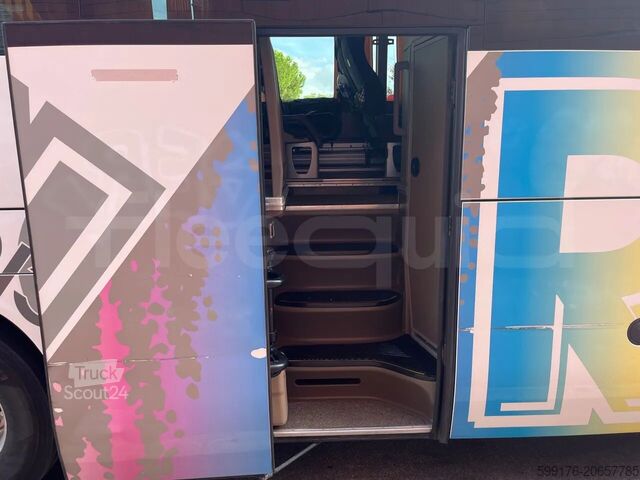 Car de tourisme IVECO Magelys