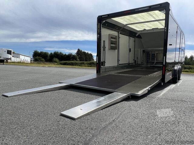 Autotransporter Brian James Race Transporter 5 Autotransporter geschlossen