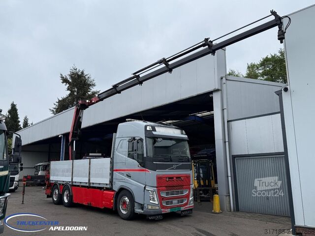 Læsseplatform Volvo FH 540 HMF 2620 K5, Stuuras