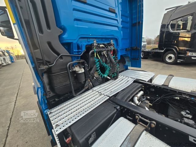 Standard SZM MAN TGX 18.500 *2X VORHANDEN*ACC*2X TANK * RETARDER