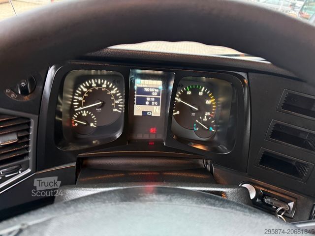 Standart çekici ünitesi MERCEDES-BENZ 2651 AROCS SZM 6x4 Klima Retarder Kipphydr.