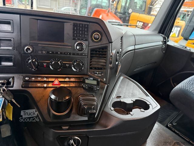 Standart çekici ünitesi MERCEDES-BENZ 2651 AROCS SZM 6x4 Klima Retarder Kipphydr.