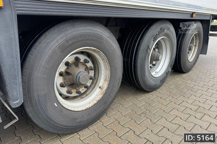 Transport refrigerat/congelat Schmitz Cargobull SKO 24 / Disk brakes / Carrier Vector 1550 / Pa...