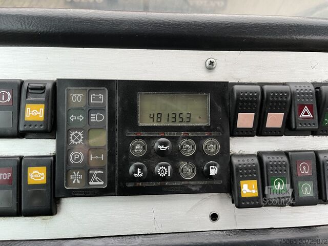 Estándar-SZM Terberg YT 182 / Cummins - Allison / 2007 / Terminal Tr...