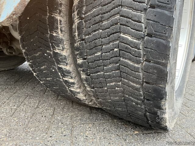 Estándar-SZM Terberg YT 182 / Cummins - Allison / 2007 / Terminal Tr...