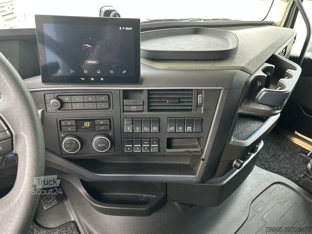 Standart-SZM Volvo FH 500 Globetrotter XL / VEB+ / 2 Tanks / New T...