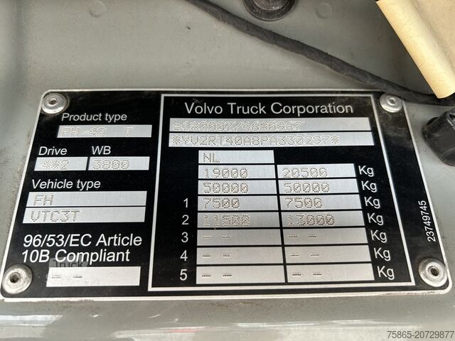 Standaard-SZM Volvo FH 500 Globetrotter XL / VEB+ / 2 Tanks / New T...