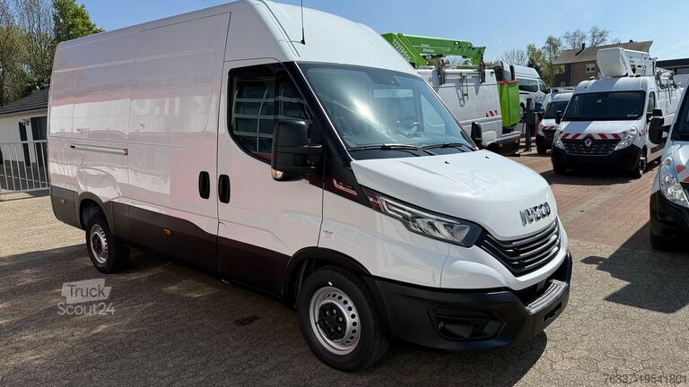 Gesloten bestelwagen lang Iveco Daily 35S14 Transporter Kastenwagen L3H2