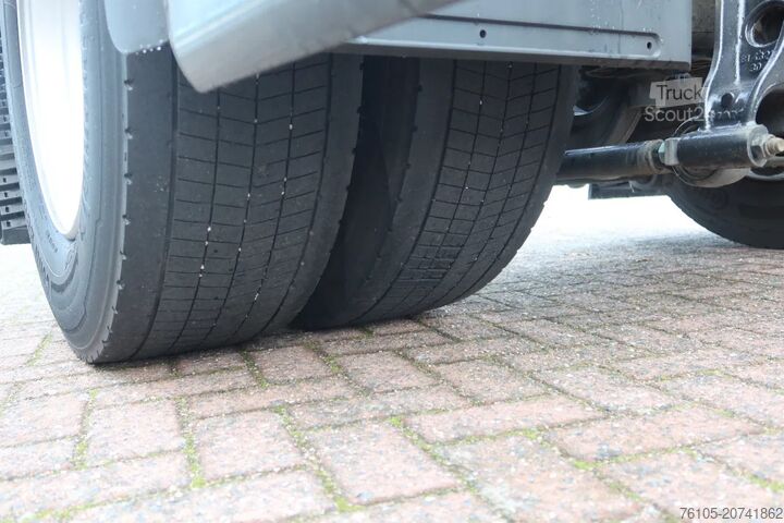 Шасі з кабіною MAN TGX 18 .340 4x2 Full air Chassis, twist locks