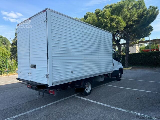 Furgons ar kasti Iveco DAILY 35 C 14