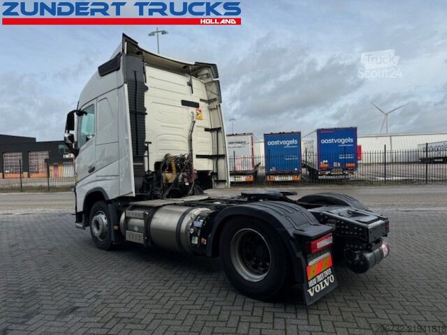 Standart-SZM Volvo FH 460 GLOBETROTTER, LNG