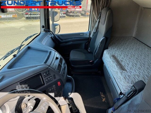 Standard-SZM DAF XF 460 SPACECAB,MANUEL GEARBOX, RETARDER, STAND...