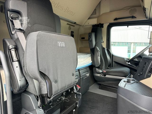 Standard SZM MERCEDES-BENZ Actros 1845 / Giga / Retarder **5 x Auf Lager**