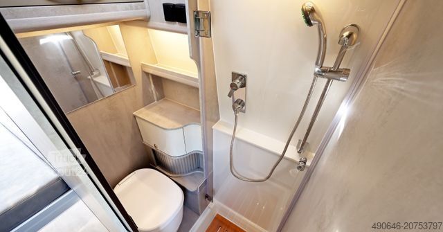 Kamper MEGAMOBIL Mega Reaktiv 700 MAX 4x4 - CMT 2026