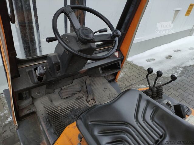 Wózki widłowe LPG Yale TFG25 379 0 ZT