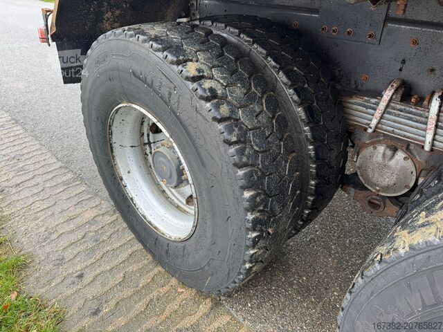 Pašizgāzējs Renault Kerax 320.26 dCI 6x4 Kipper