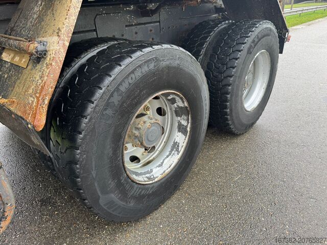 Pašizgāzējs Renault Kerax 320.26 dCI 6x4 Kipper