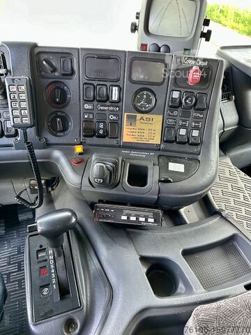 Tűzoltóautó Scania 124C 420 4x4 TLF