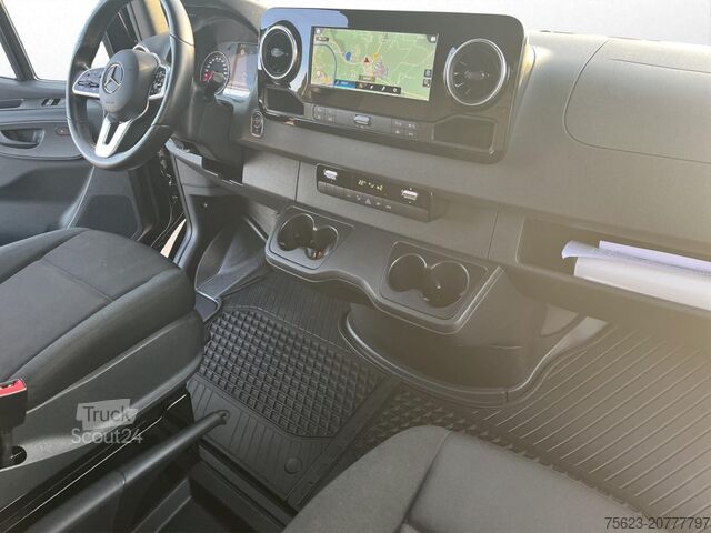 Fourgon tôlé Mercedes-Benz Sprinter 215 CDI Kasten  Klima Distr. Sitzh. AHK ParkPaket