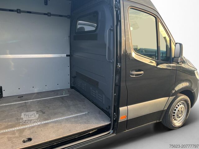 Fourgon tôlé Mercedes-Benz Sprinter 215 CDI Kasten Klima Distr. Sitzh. AHK ParkPaket