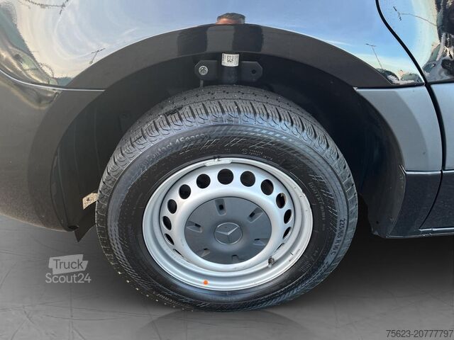 Fourgon tôlé Mercedes-Benz Sprinter 215 CDI Kasten  Klima Distr. Sitzh. AHK ParkPaket