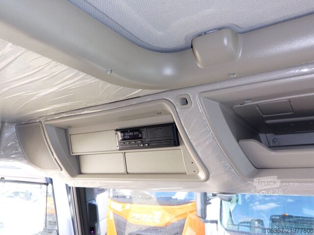 LKW-Fahrgestell IVECO X-WAY AD350X50Y/PS ON 8X2 (2+2) ADR Rd.5100mm