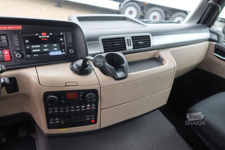 Fourgon porte-voitures MAN TGS 35.360 Oprijwagen + HIAB 228 E3 Kraan 8x2