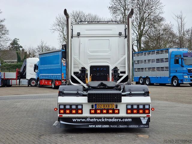 معيار SZM Scania T580 V8 Tuft Torpedo V8 - Custom exterior - Ret...