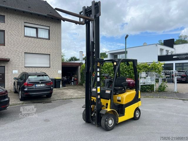 Carretilla elevadora frontal YALE GLP16VX Gas 3,2M 1600KG