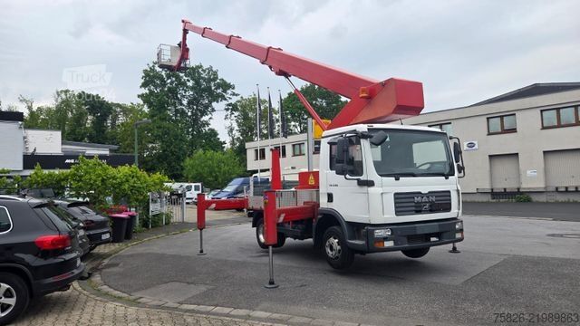 Plataforma de trabalho montada em camião MAN TGL 8.180 Bison Palfinger TKA 28 M Hubsteiger