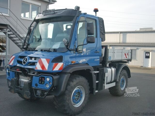 Driewegkiepwagen Mercedes-Benz Unimog U 423