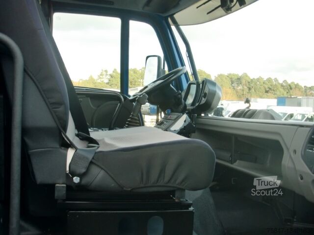 Driewegkiepwagen Mercedes-Benz Unimog U 423