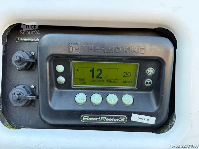 Jäähdytetyt/pakastetut kuljetukset Fliegl SZS 330 2X! Thermo King SLX 200 D+E -30 +30 AS-...