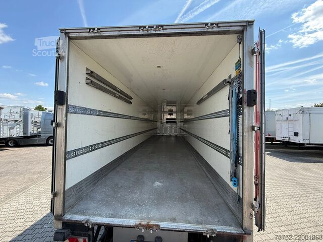 Μεταφορά σε ψύξη/κατάψυξη Fliegl SZS 330 2X! Thermo King SLX 200 D+E -30 +30 AS-...