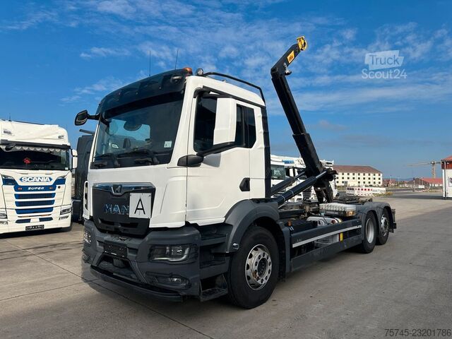 Kampós konténerszállító teherautó MAN TGS 26.470 * HYVA * ACC * LENK-LIFT * 6X2 * TÜV