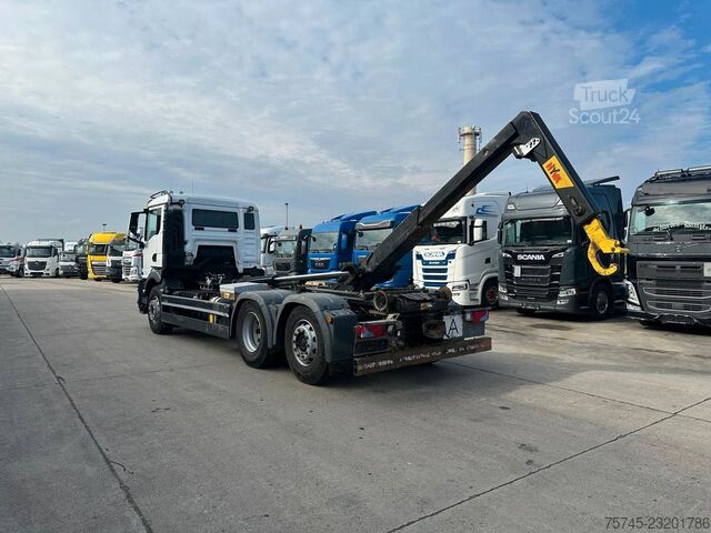 Kampós konténerszállító teherautó MAN TGS 26.470 * HYVA * ACC * LENK-LIFT * 6X2 * TÜV