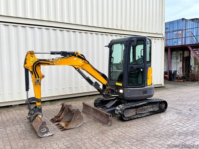 Mini-escavadora BOBCAT E26 / 2017 BJ / 3 x Löffel